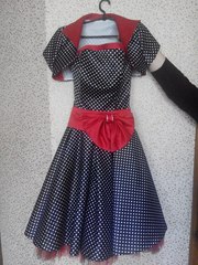 Выпускное платье в горошек