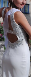 Шикарное платье с камнями 